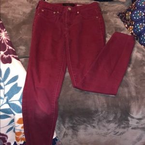 maroon high waisted jagging‘s